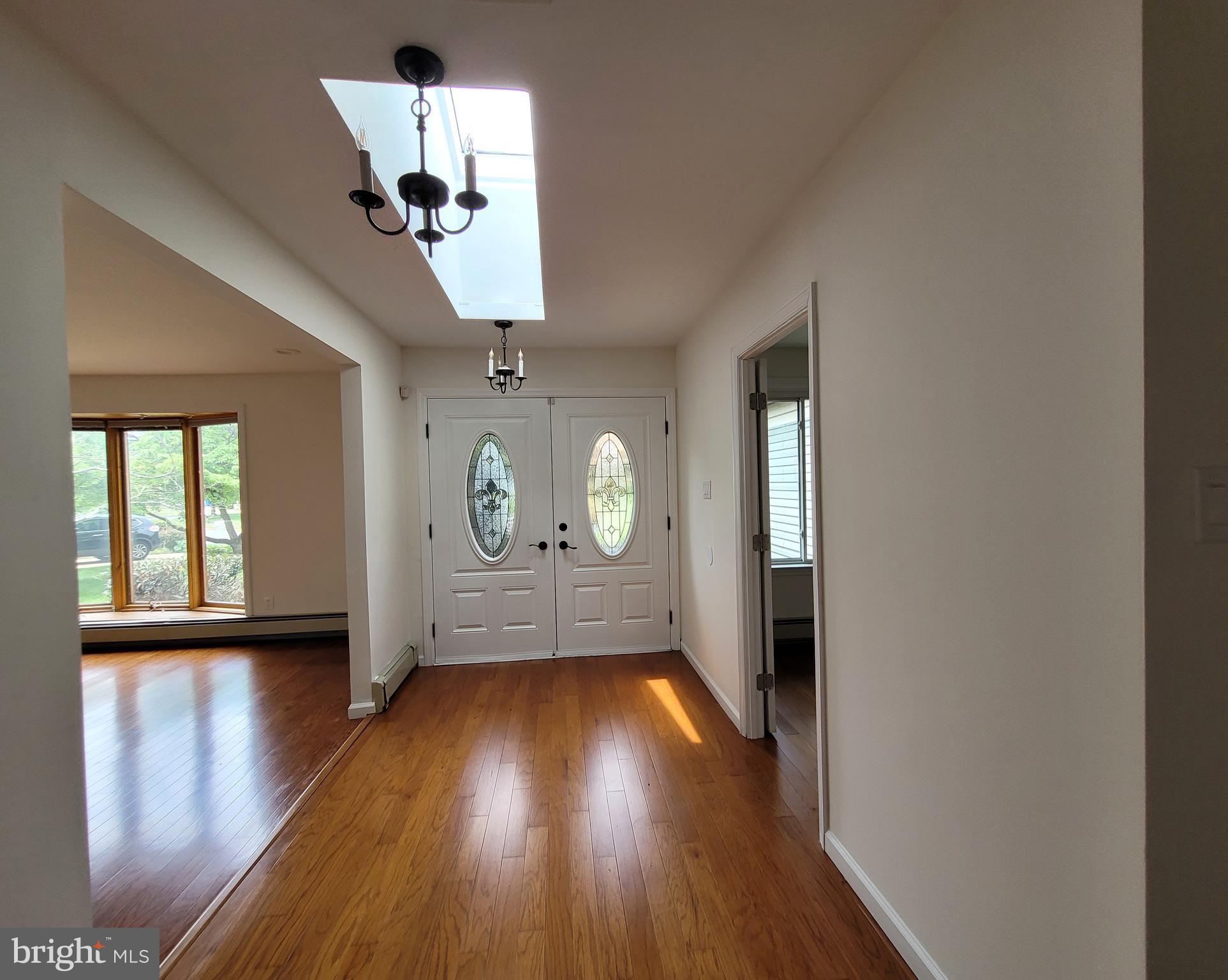 4 W BROOK DRIVE