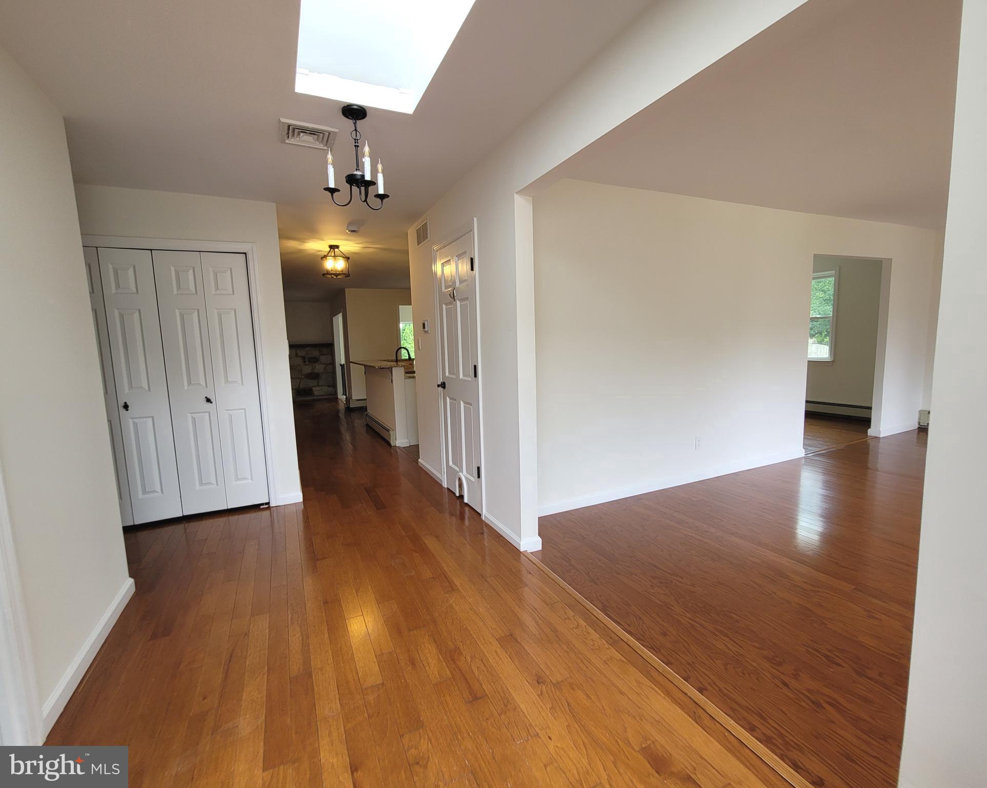 4 W BROOK DRIVE