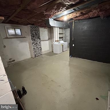 DRUMMOND RIDGE - Residential Lease