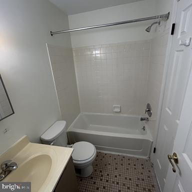 DRUMMOND RIDGE - Residential Lease