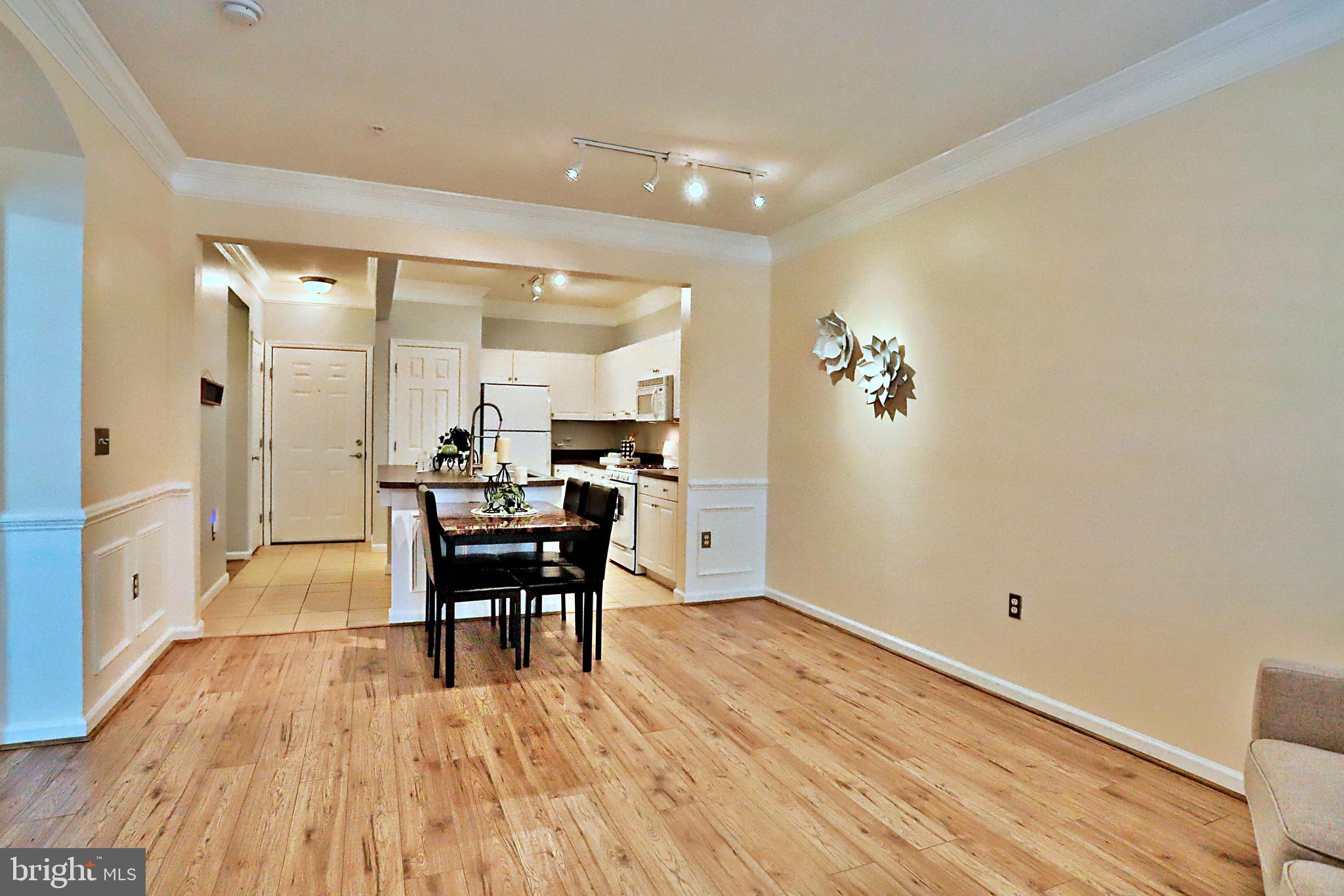 7 BOOTH STREET 205