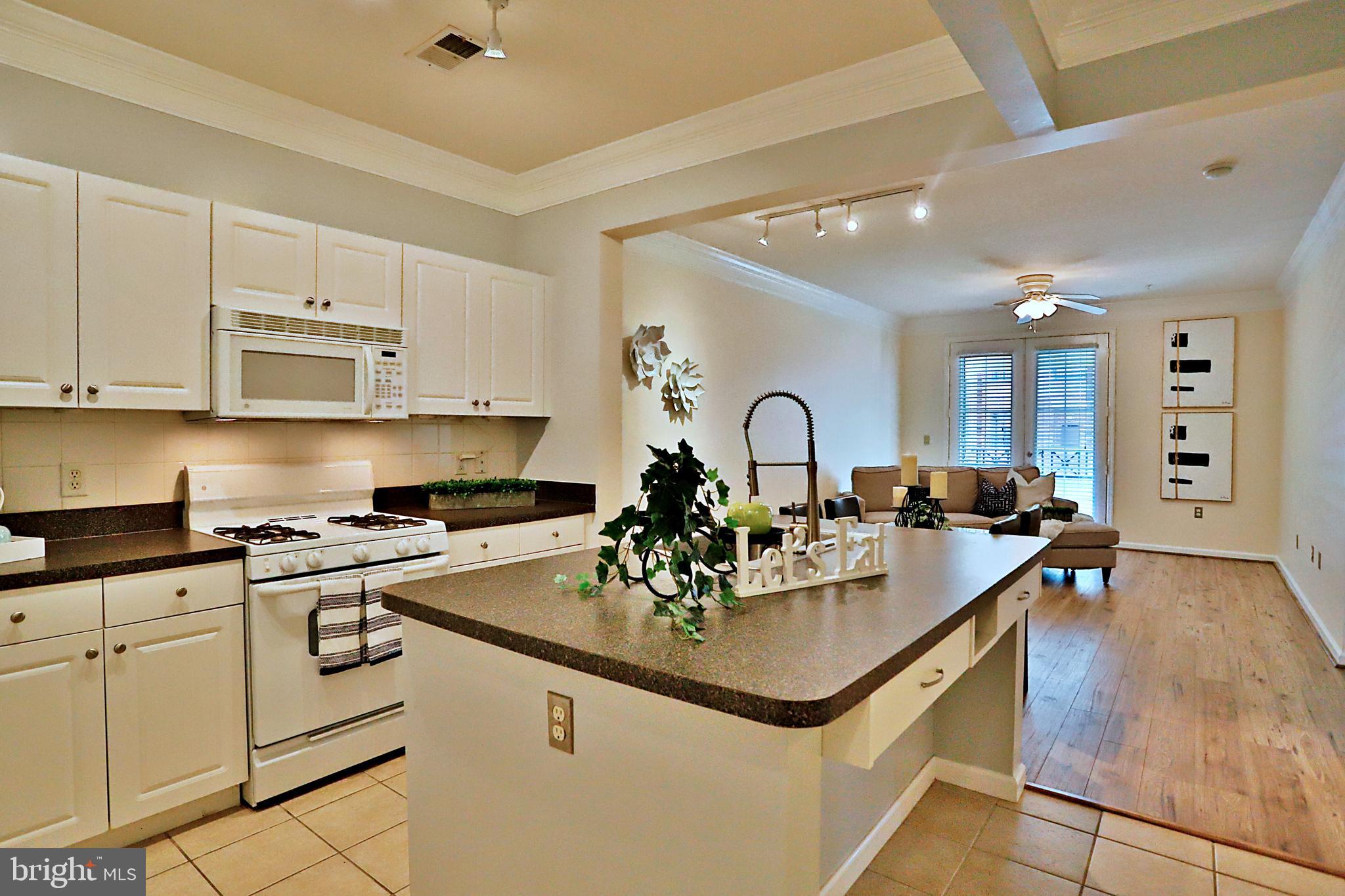 7 BOOTH STREET 205