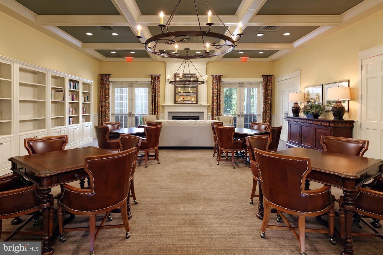 REGENCY AT CHANCELLORSVILLE - Residential