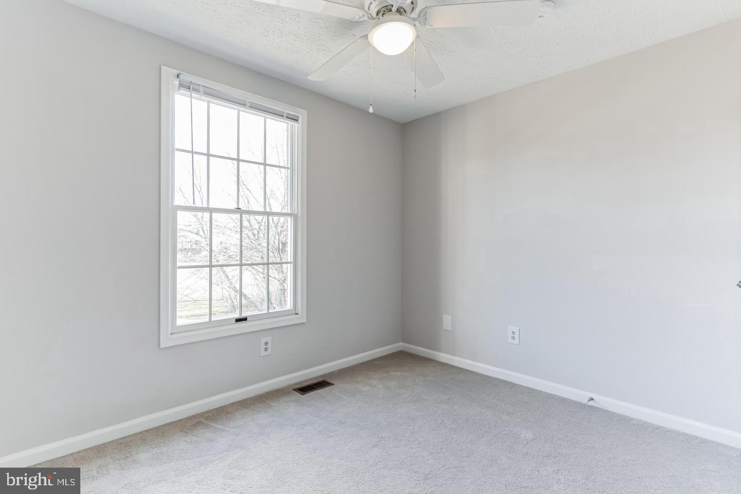 HOLLYMEAD - Residential Lease