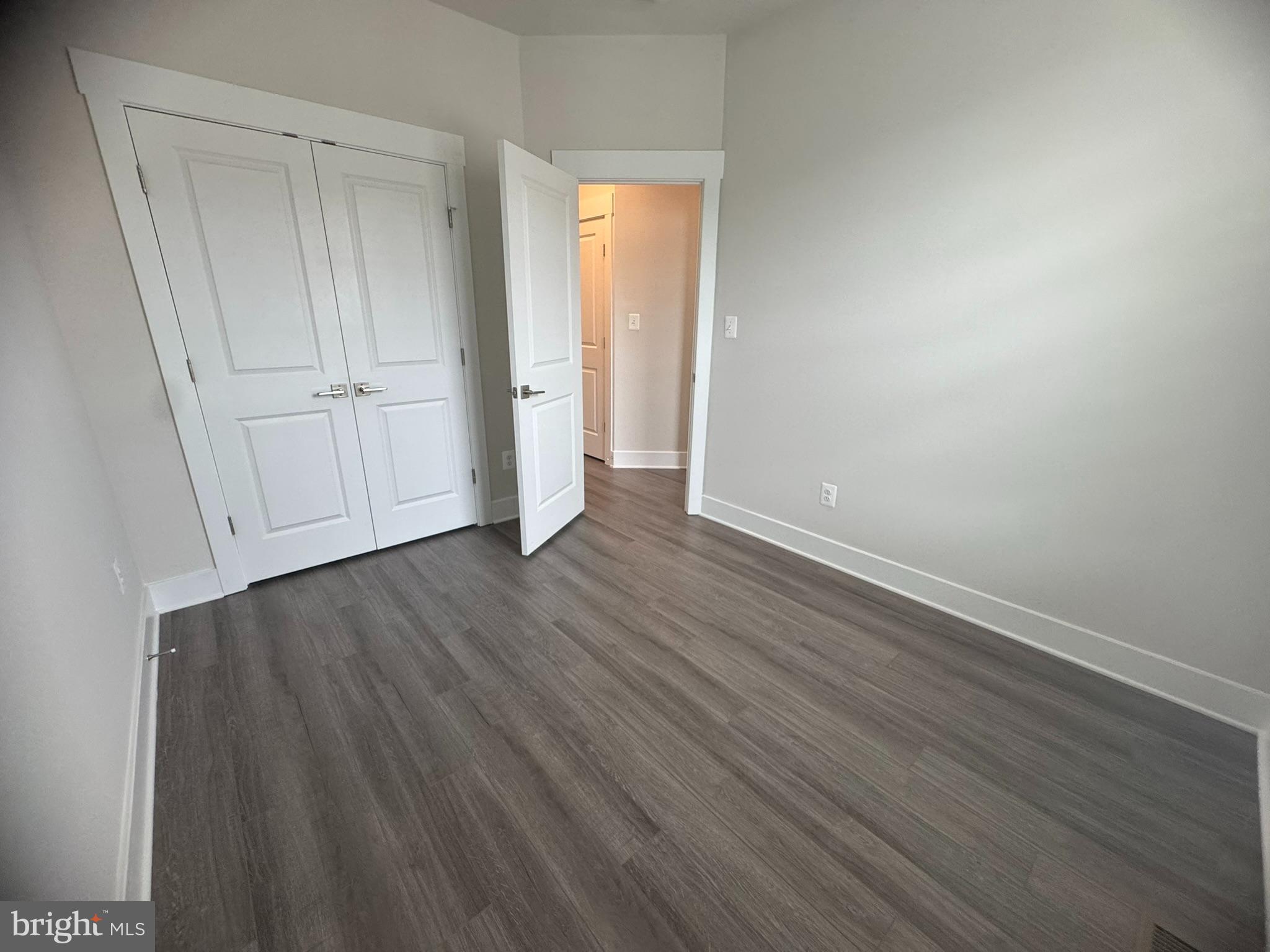 MACALLAN CROSSING - Residential Lease