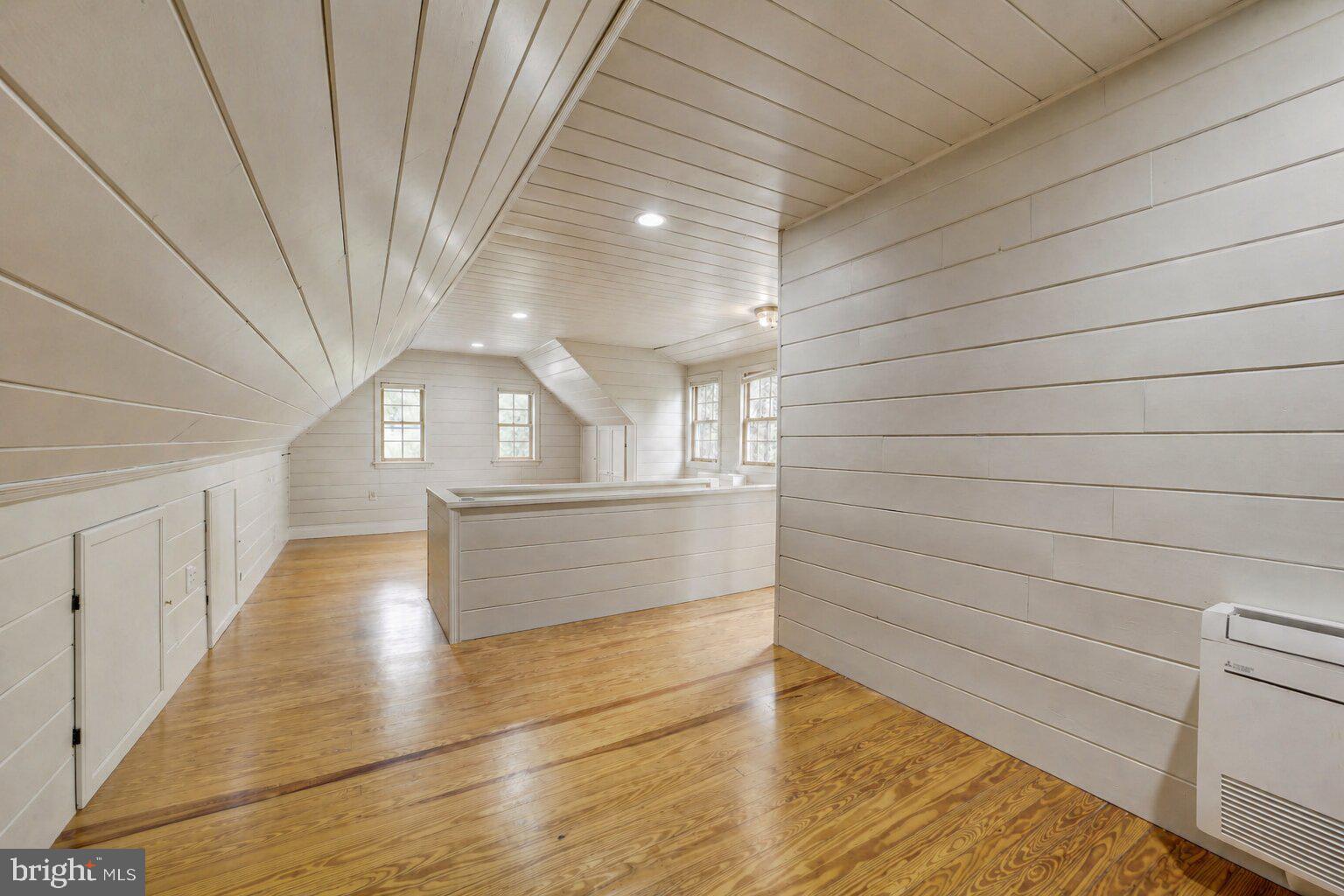 SUMNER - Residential