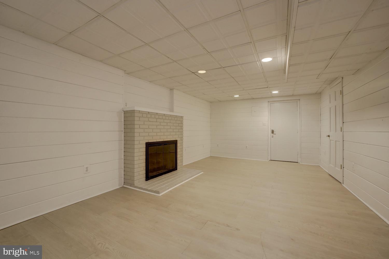 SUMNER - Residential