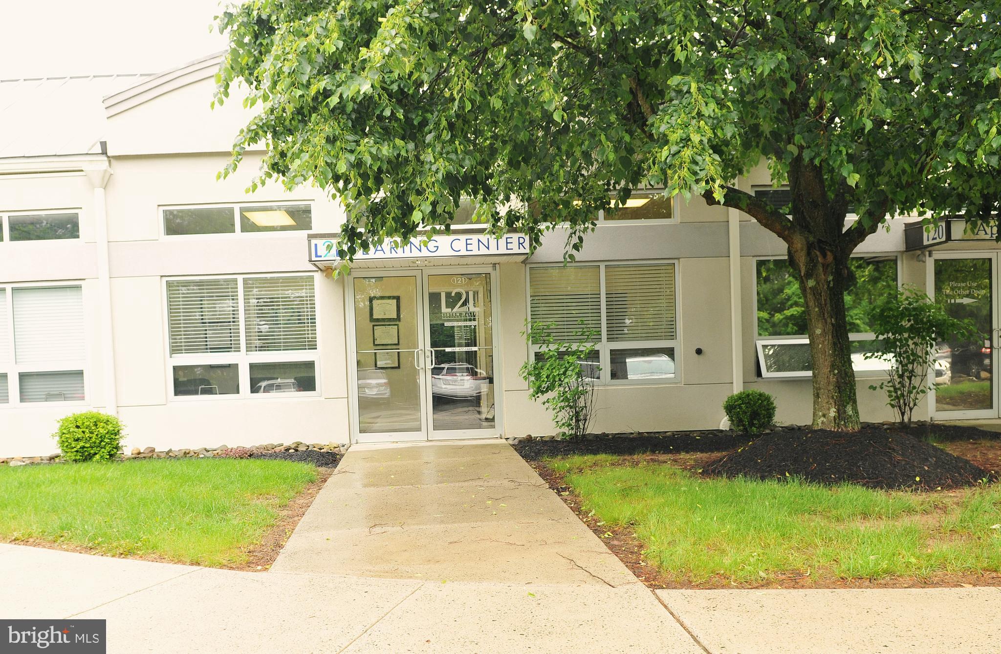 Professional Office Suite for Lease in Highpoint Business Park, Chalfont. A great opportunity to lease a versatile and well-appointed professional office suite in the Highpoint Business Campus, located in Chalfont, right on the border of Montgomery and Bucks Counties. Almost 1200 sq. ft., with 10 ft ceiling height. Welcoming foyer and spacious reception area, Three private offices, Kitchen with sink, cabinets and vinyl tile flooring, One ADA-compliant restroom, Large storage/equipment room, Two additional storage closets. Ideal For: Medical professionals, Dental labs, Cosmetology or Medical Spa, Beauty salon, Professional services such as: Architecture, Engineering, Law, Accounting and Other permitted office uses. A premier flex/office park location, Large adjacent parking lot, Separate utilities and dedicated HVAC unit. HOA fee: $386.24/month (Includes building insurance, common area maintenance, snow and trash removal). Lease Details: Base Rent + Utilities + HOA Fee. Flexible lease terms available (mid and long-term). Location Highlights: Just off County Line Road, between Business Route 202 and Upper State Road.
Easy access to Routes 152, 202, 309, and 463. Conveniently located 30–45 minutes from: Lehigh Valley,
Southampton, Trenton, Philadelphia, West Chester.