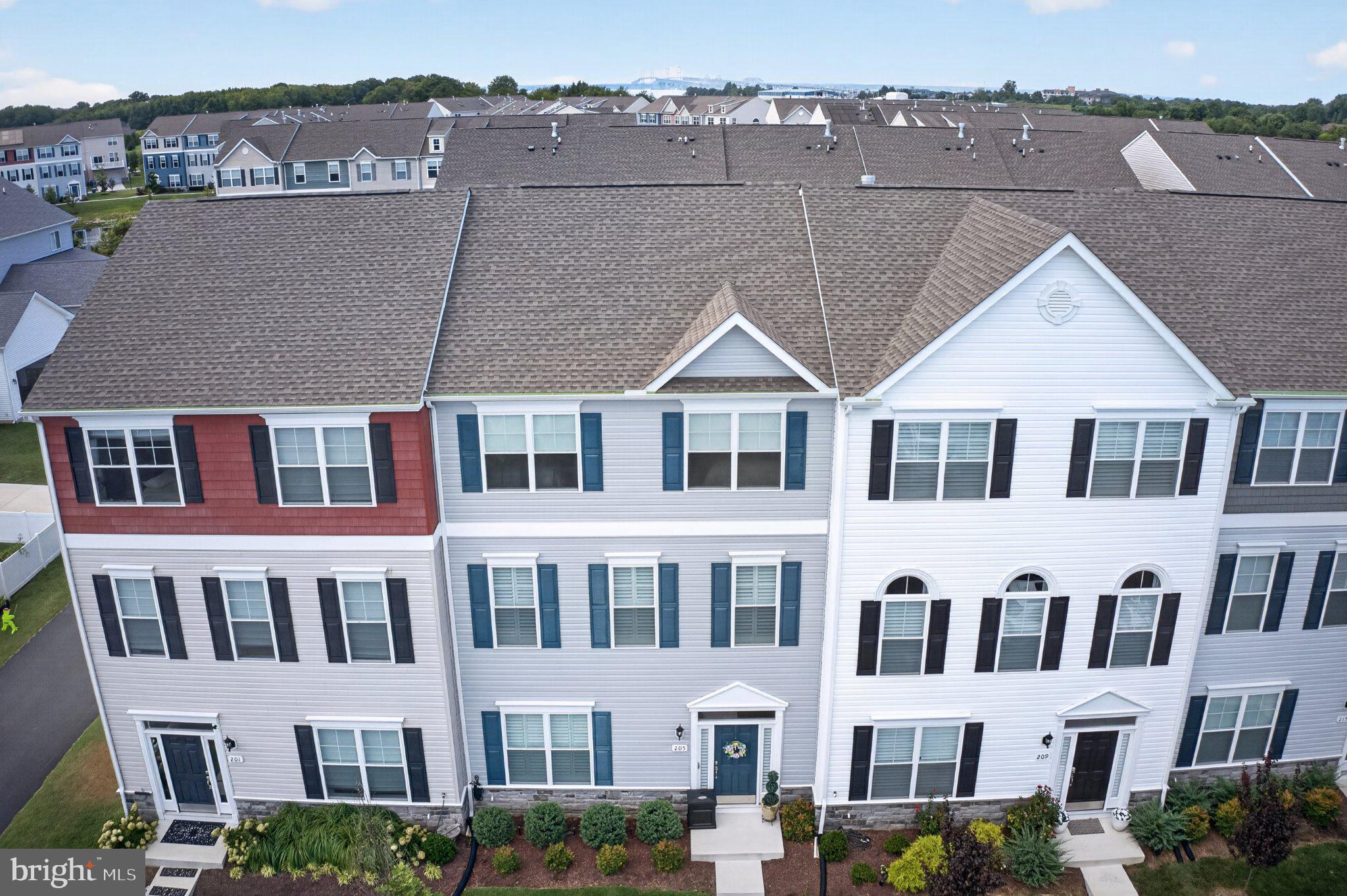 205 JESSICA LYN AVENUE F20