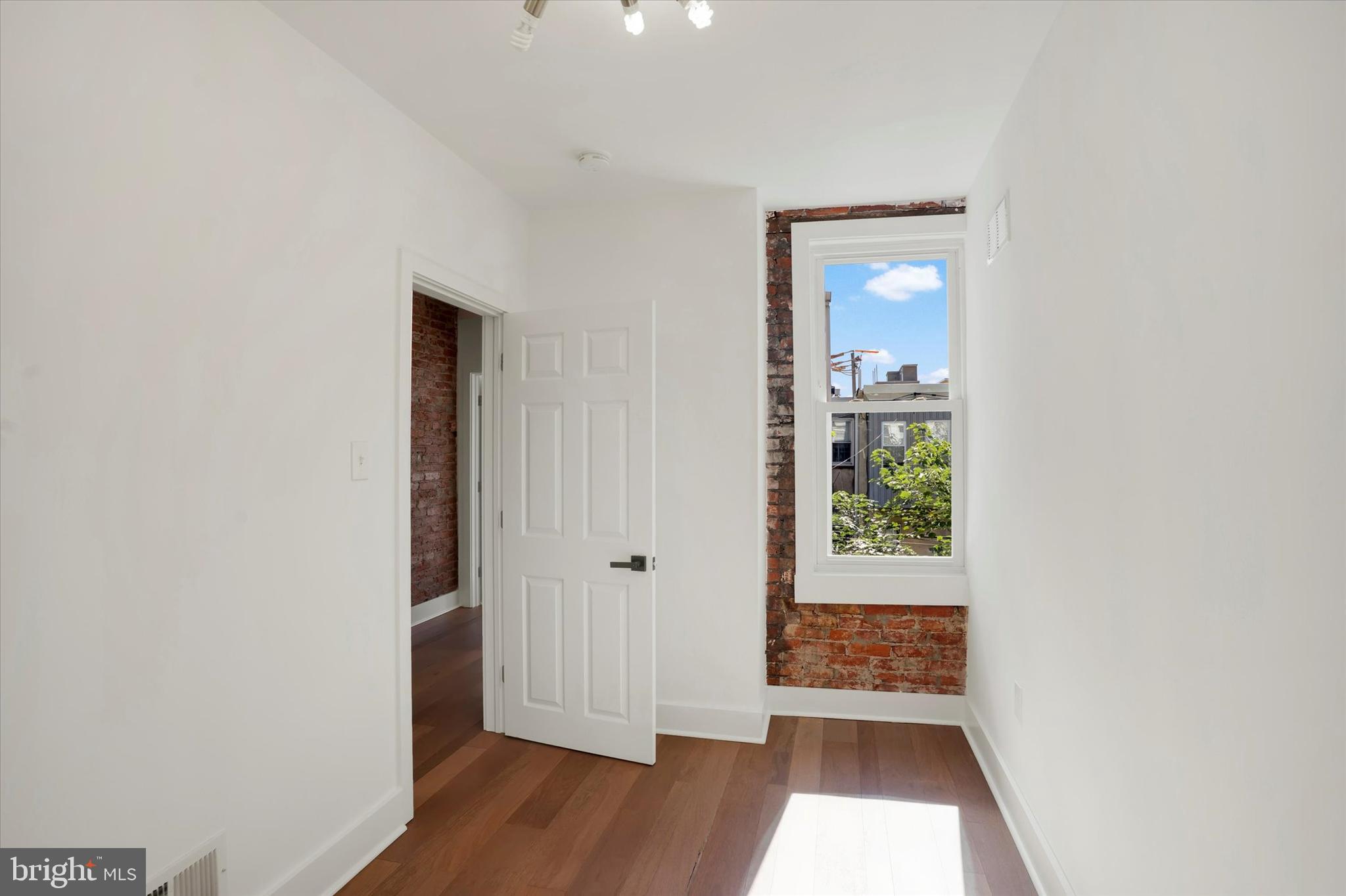 GRAYS FERRY - Residential