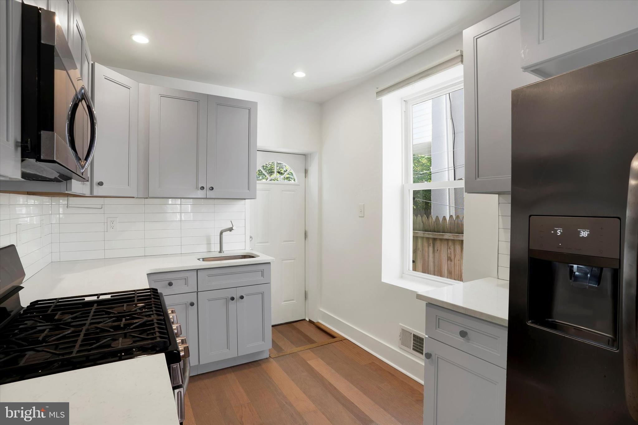 GRAYS FERRY - Residential