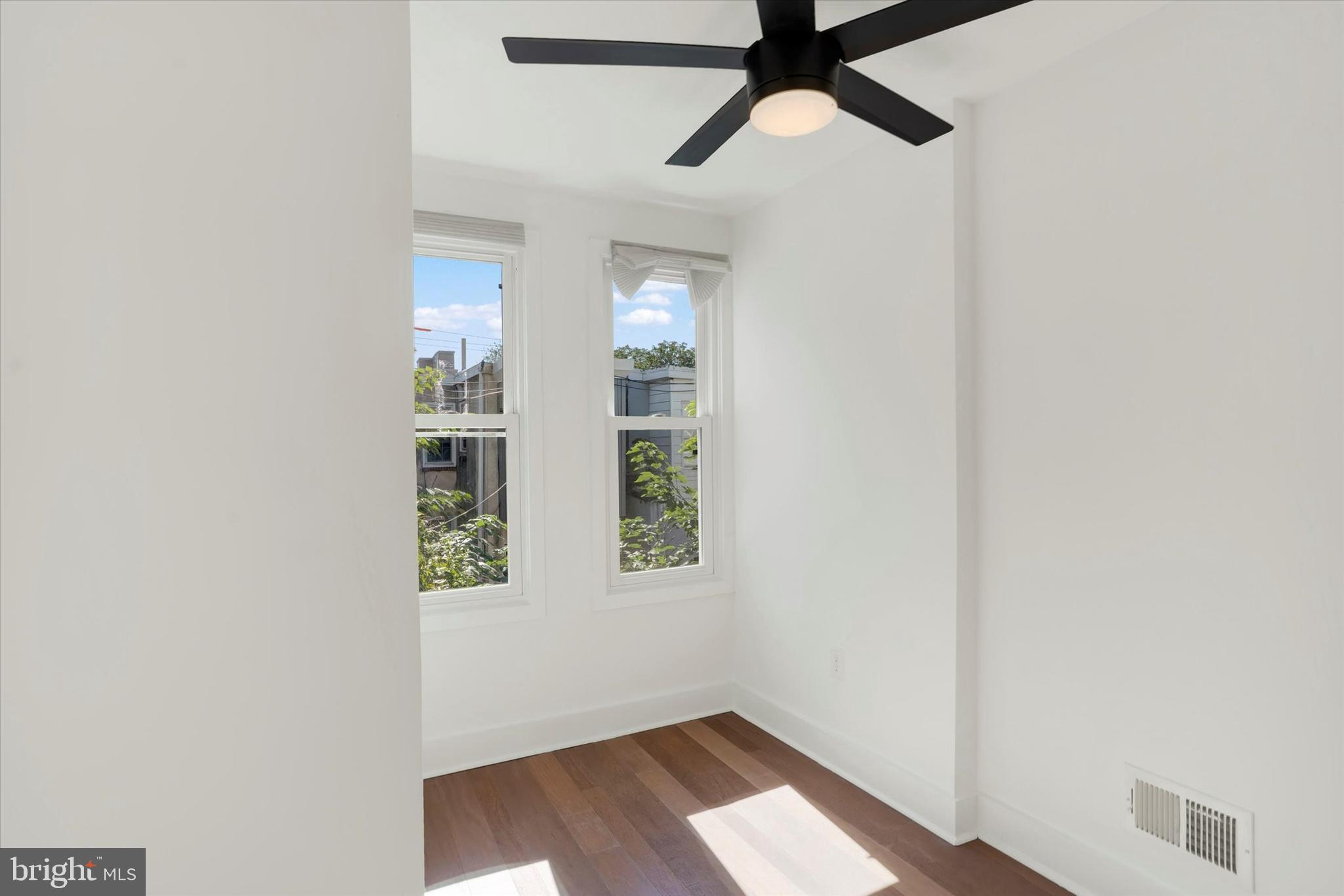 GRAYS FERRY - Residential