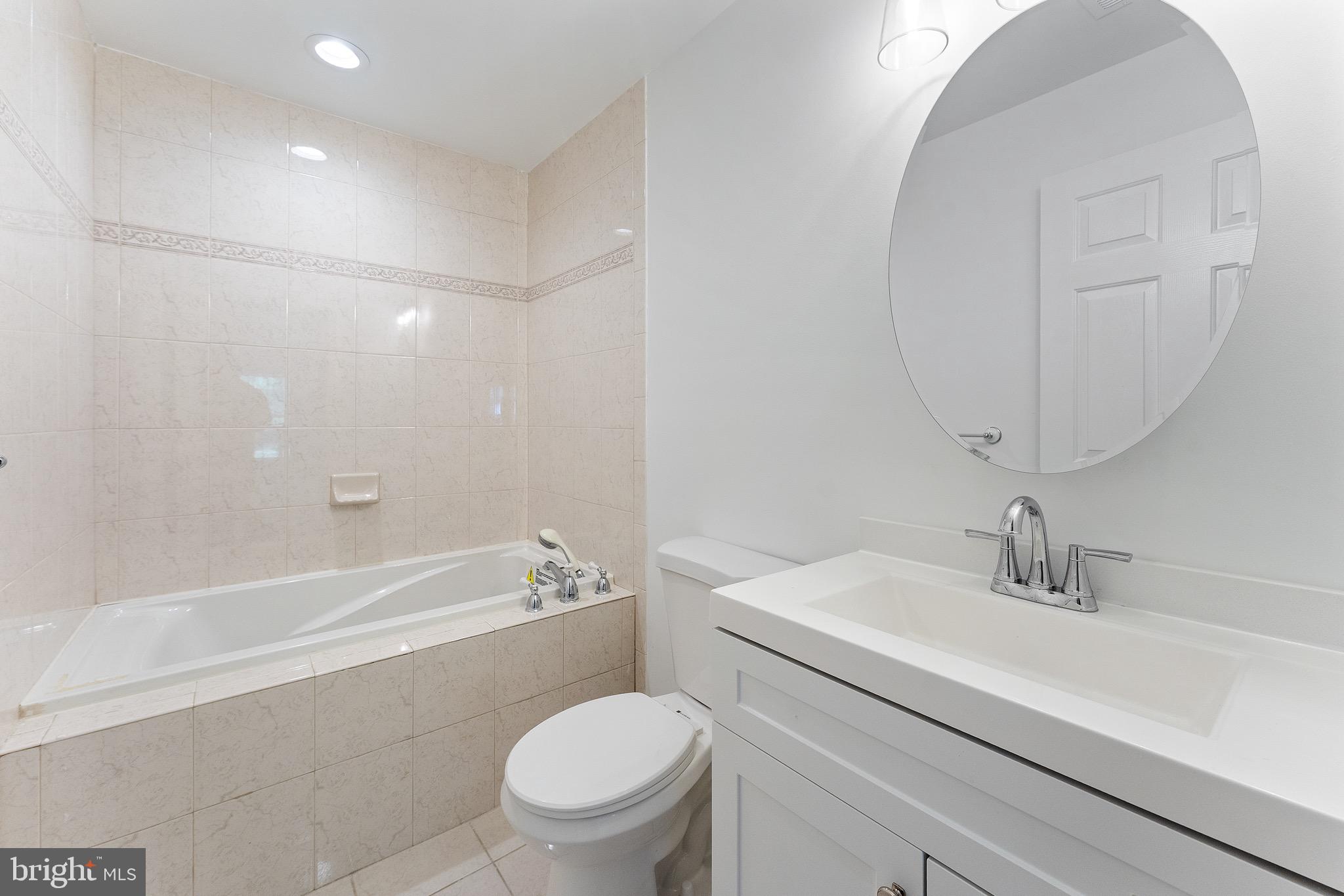 CLAYTON VISTA - Residential