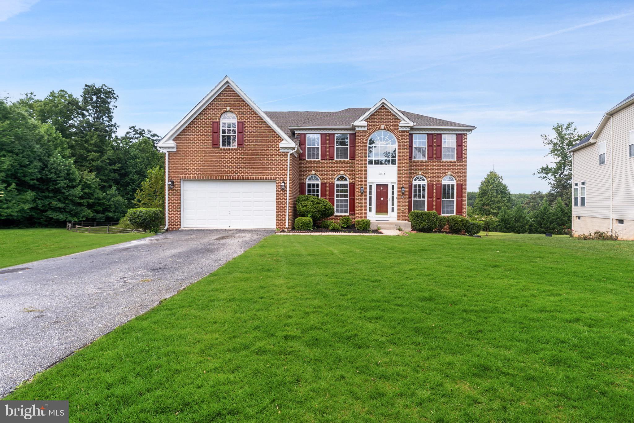 CLAYTON VISTA - Residential