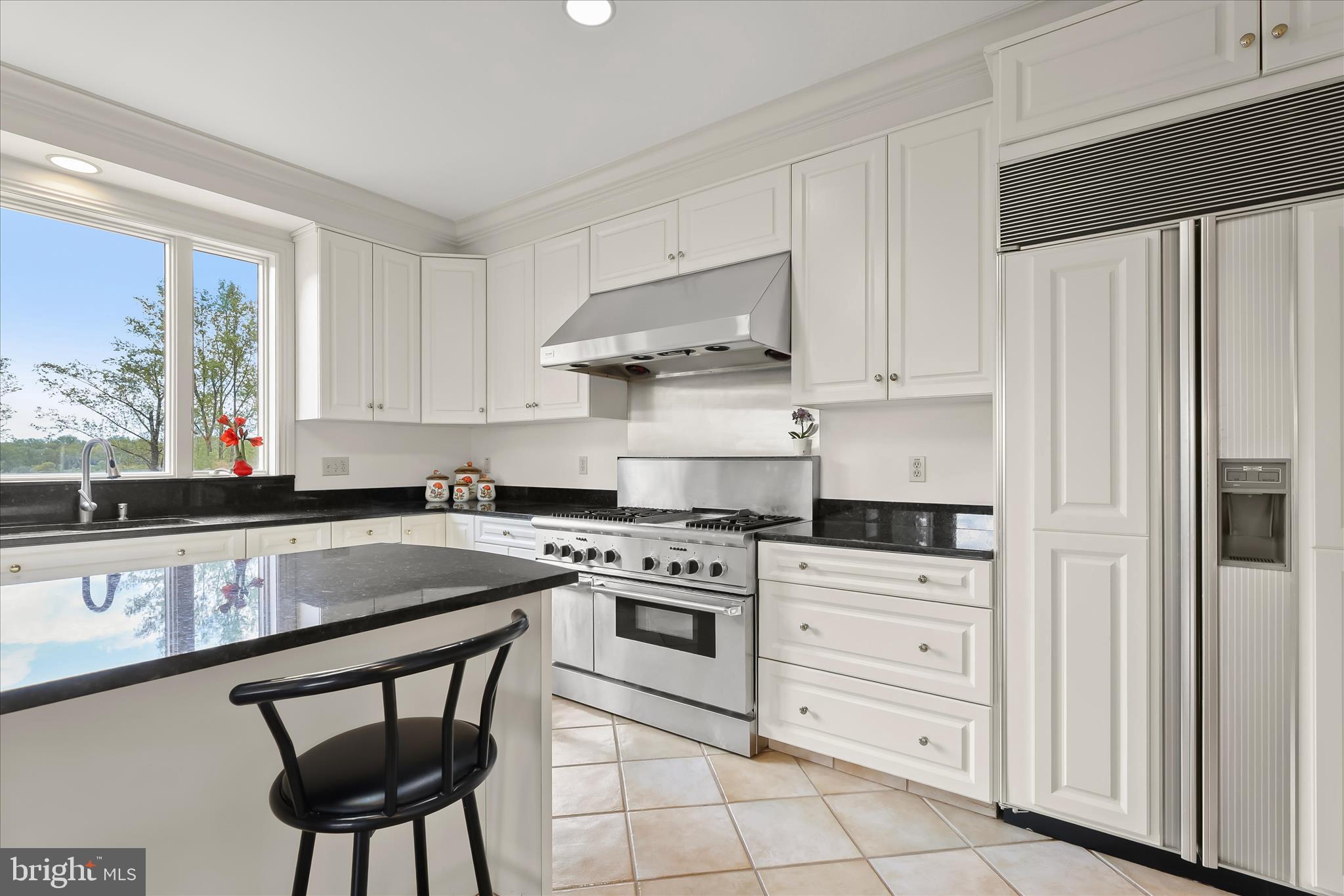 NICHOLSONS MANOR - Residential