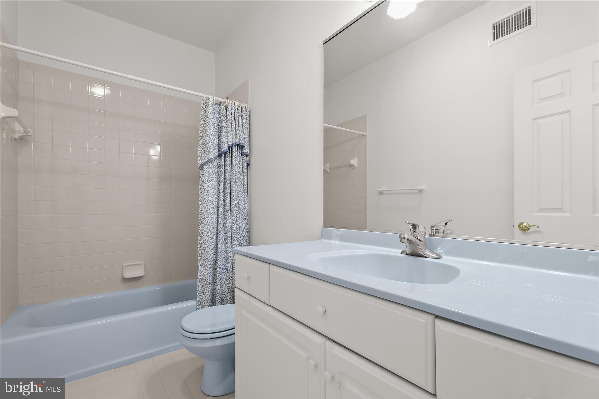 NICHOLSONS MANOR - Residential