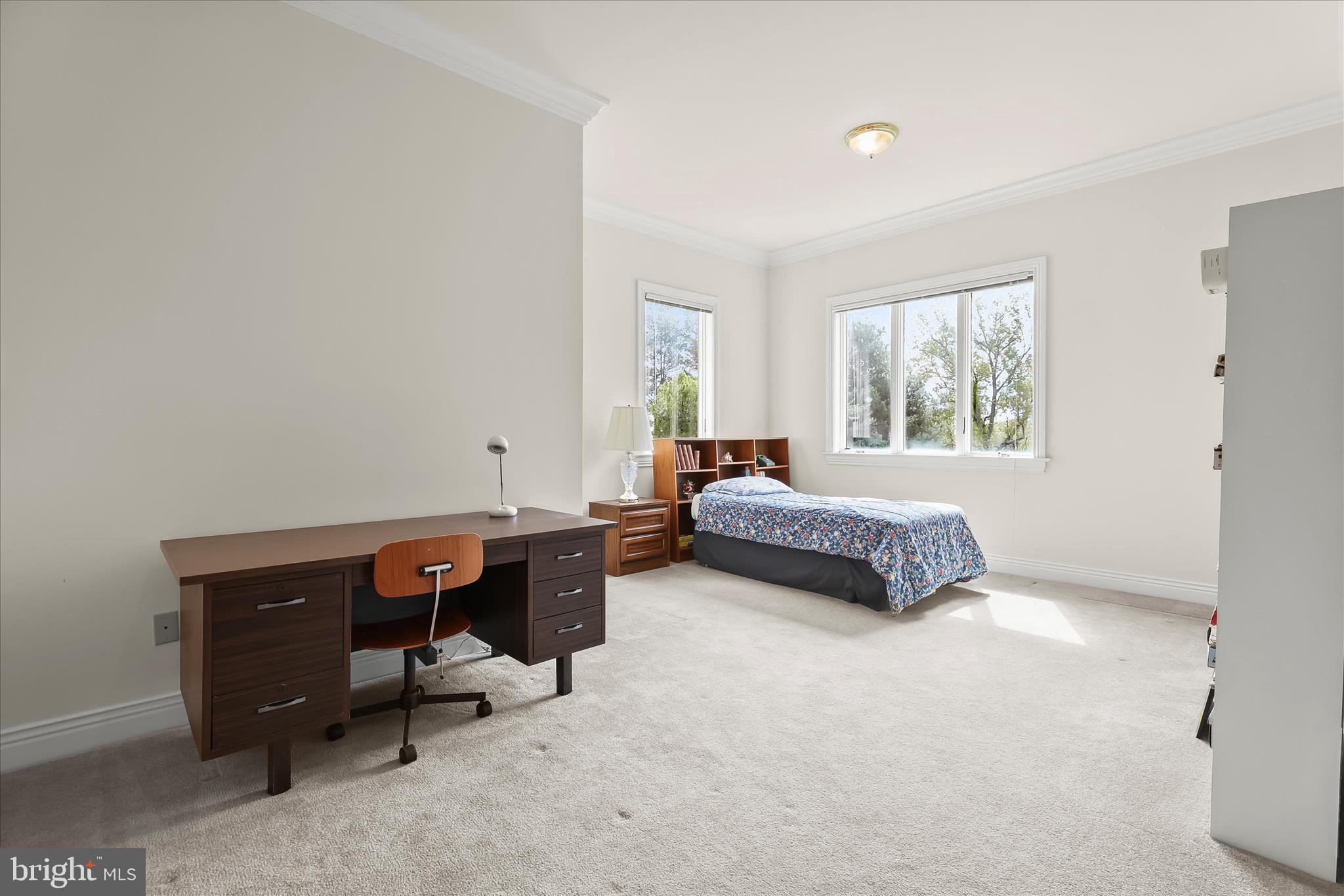 NICHOLSONS MANOR - Residential