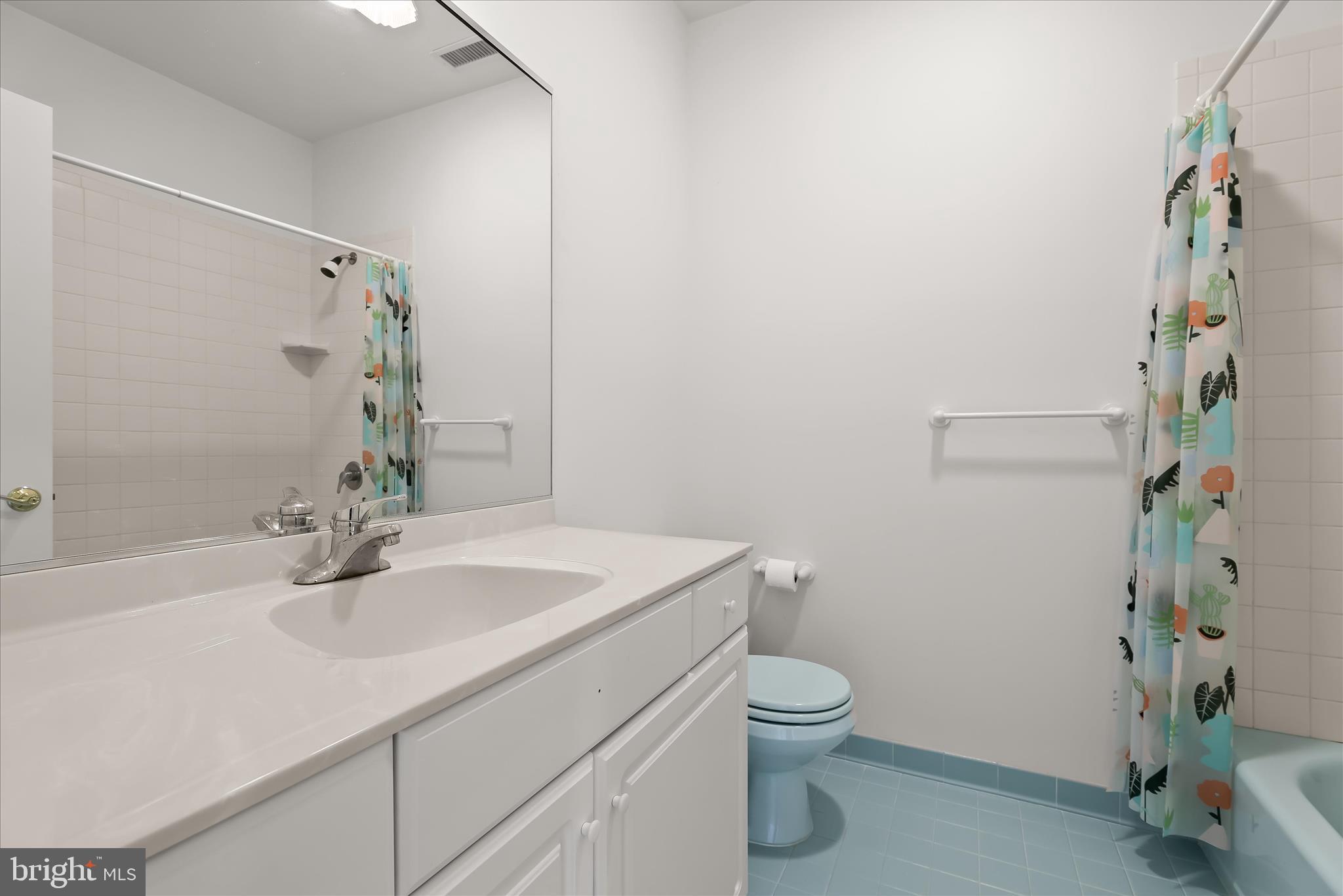 NICHOLSONS MANOR - Residential