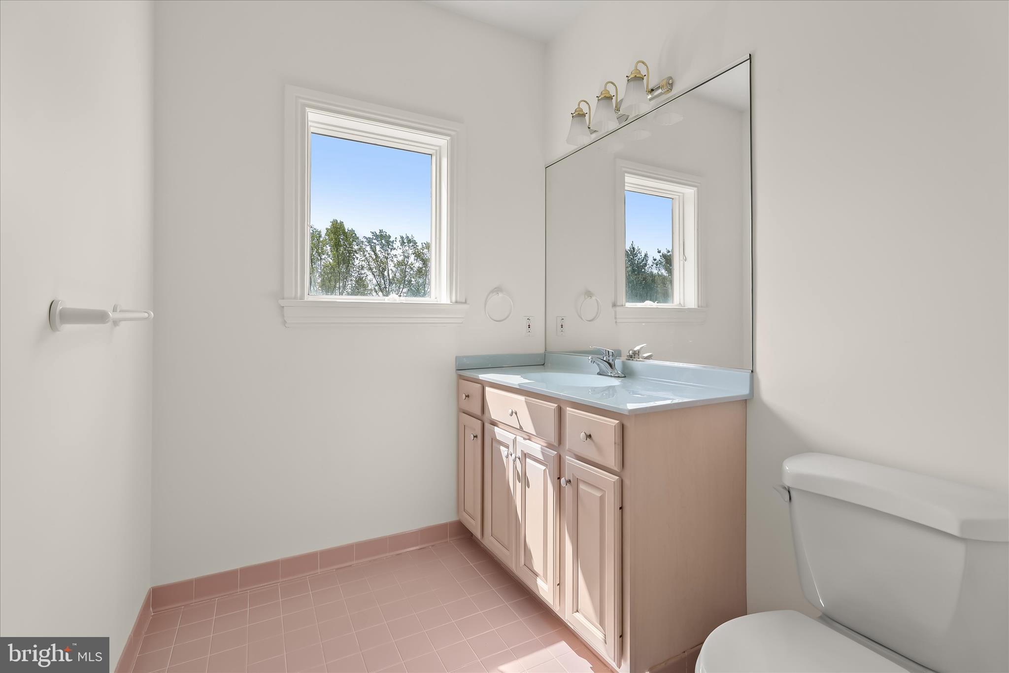 NICHOLSONS MANOR - Residential