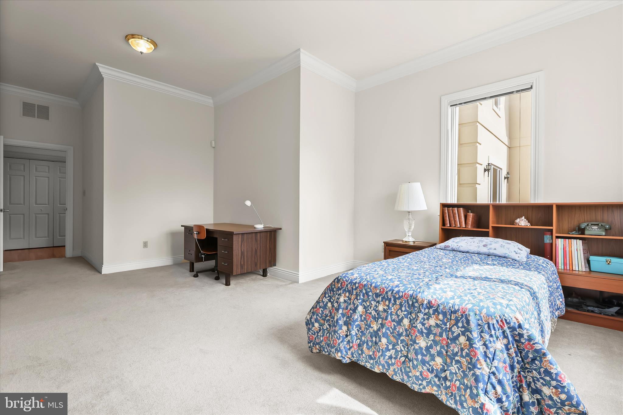 NICHOLSONS MANOR - Residential