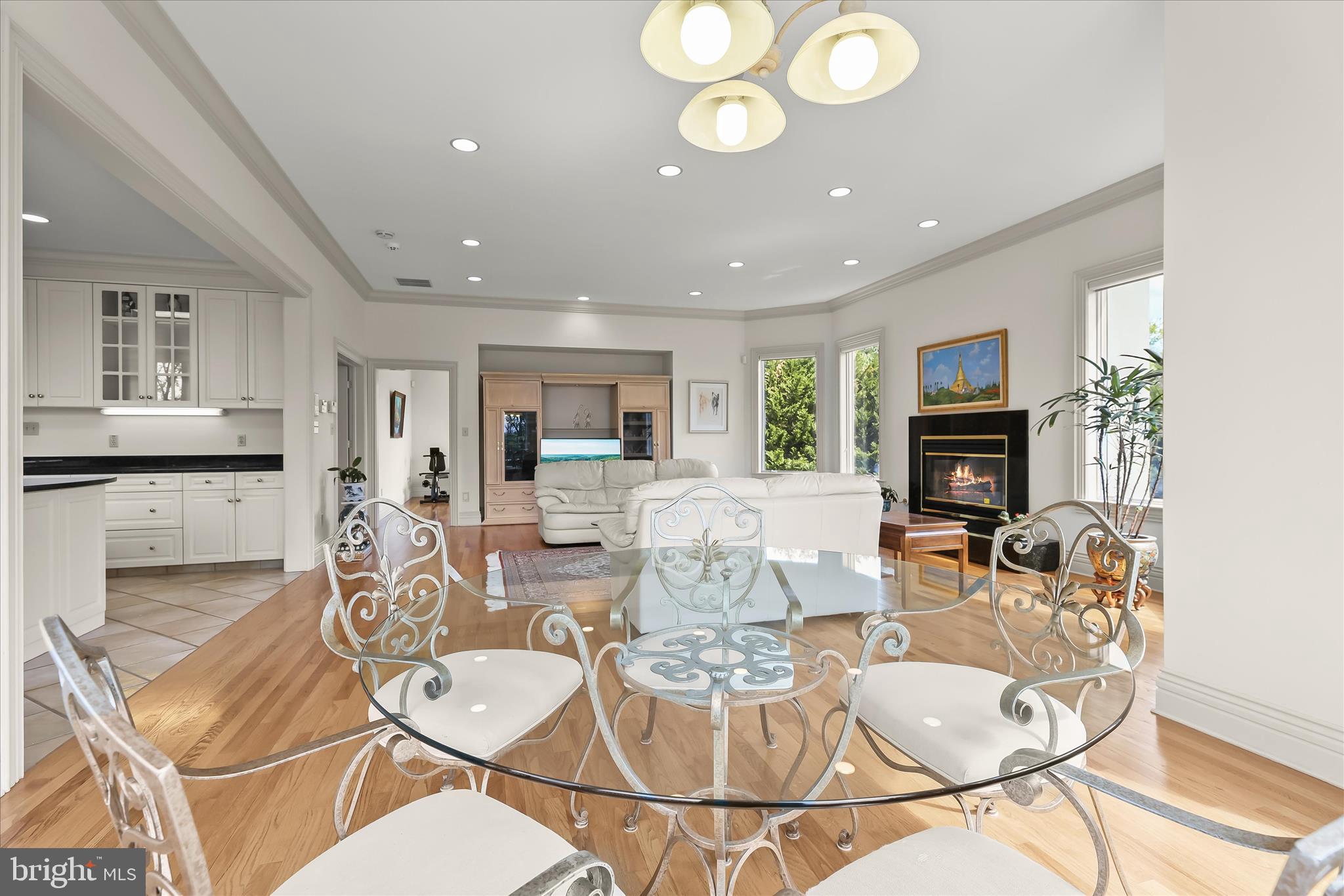 NICHOLSONS MANOR - Residential