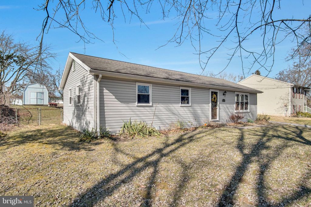 Photo of 219 Marion Ave, CARLISLE, PA 17013 (MLS # PACB2051478)