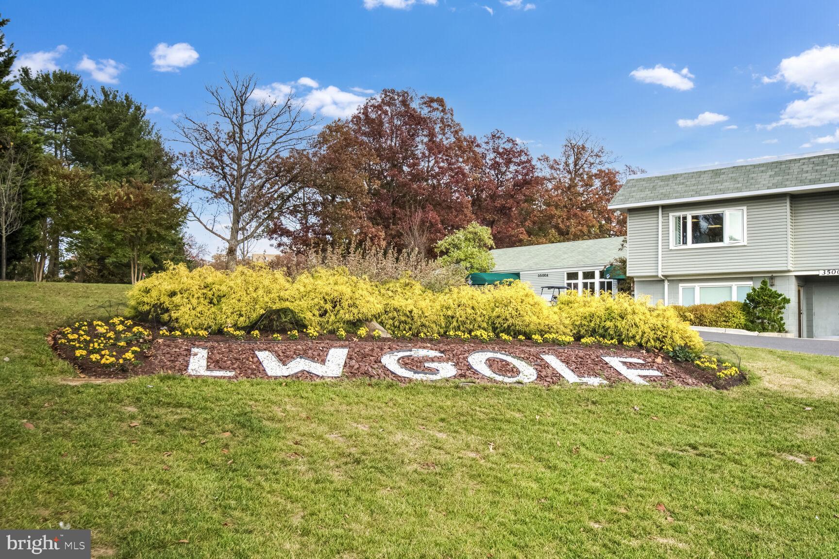 ROSSMOOR MUTUAL #9 - Residential