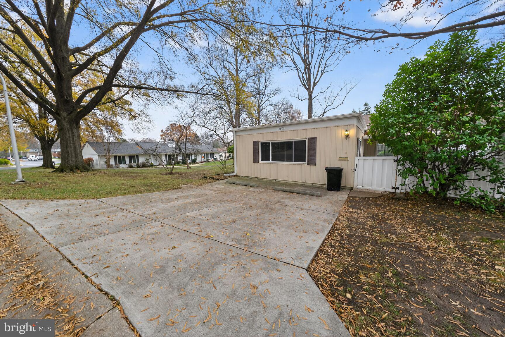 ROSSMOOR MUTUAL #9 - Residential