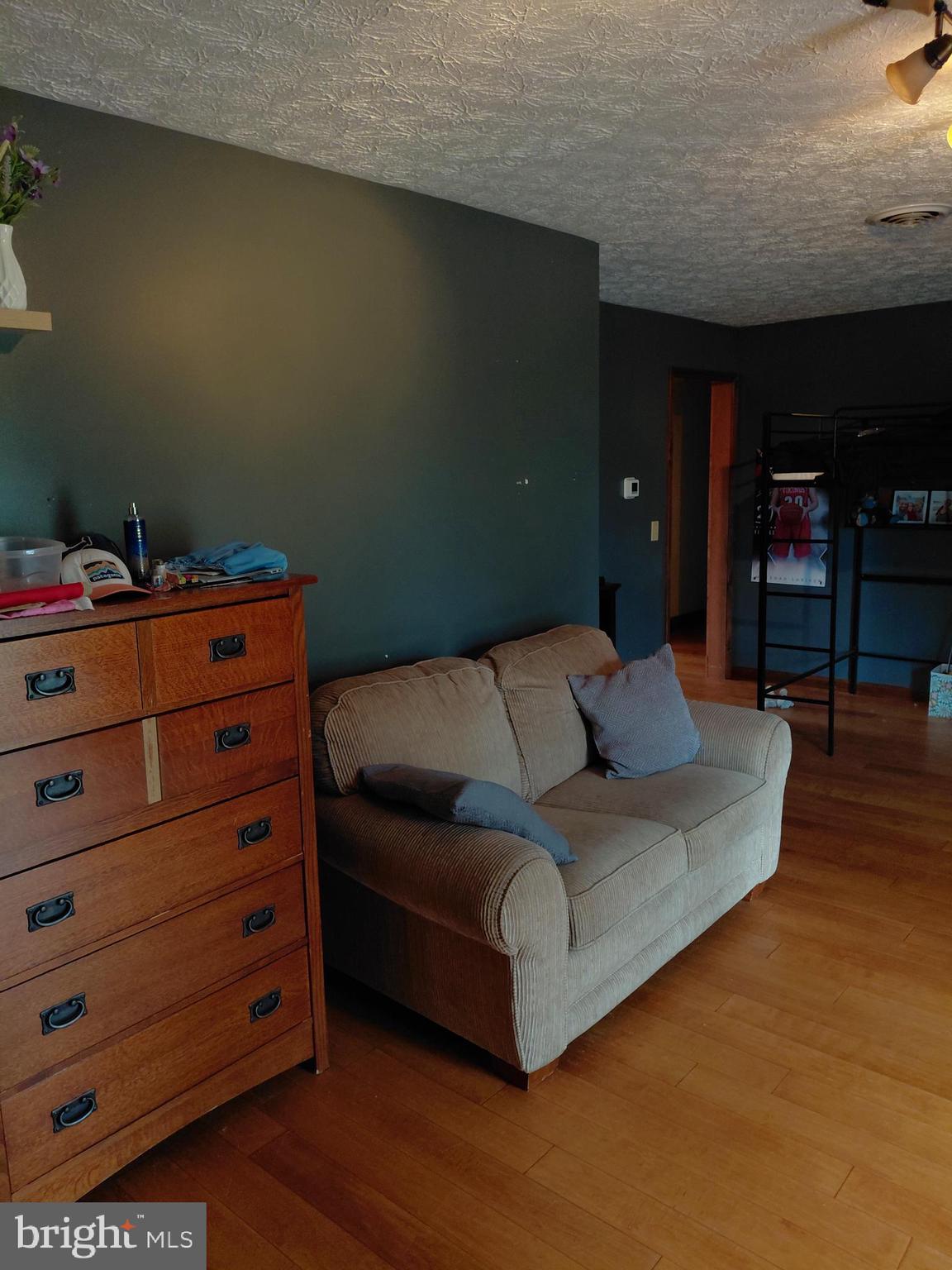 PETERSBURG - Residential