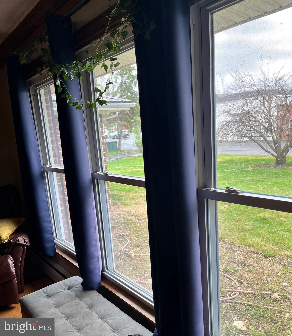 PETERSBURG - Residential