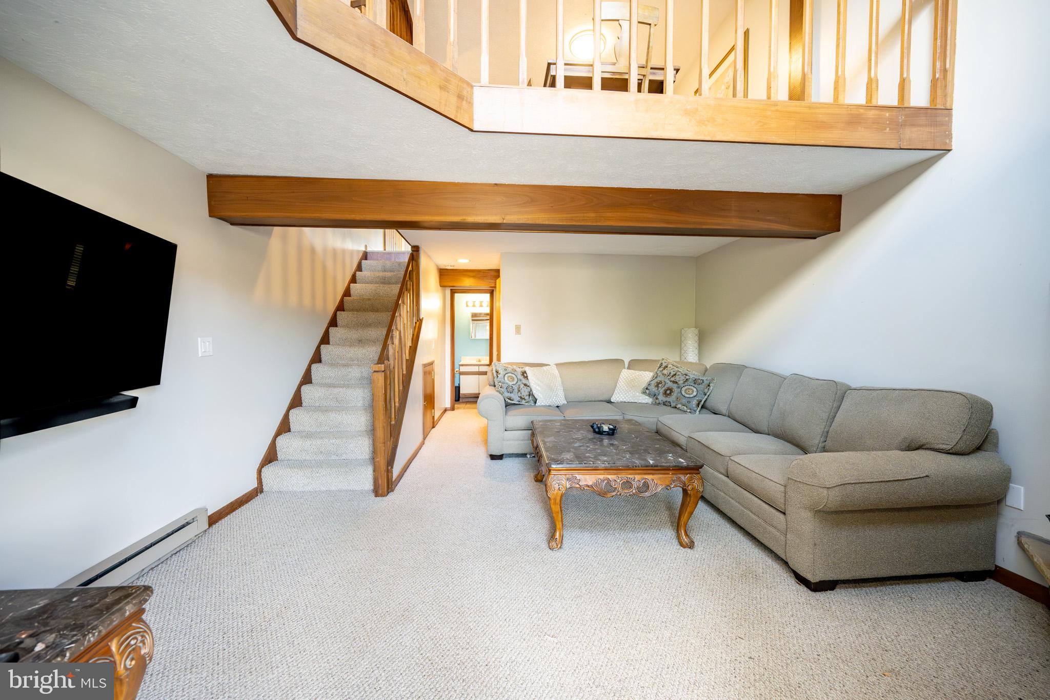 SKI HARBOR - Residential