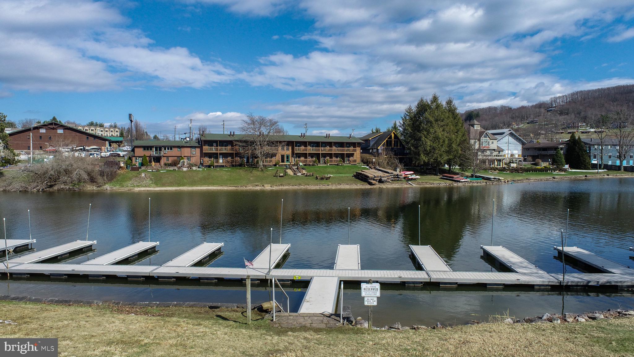 SKI HARBOR - Residential