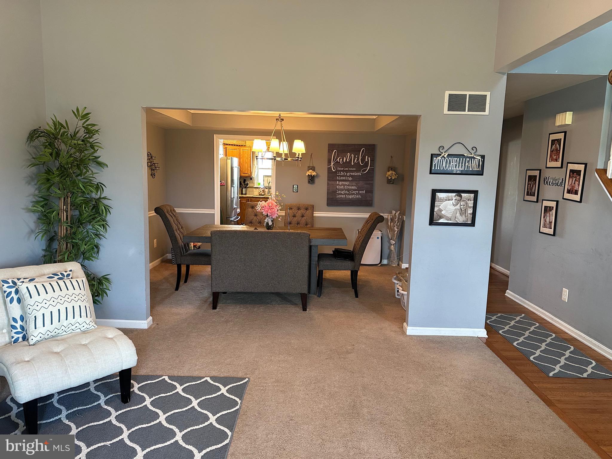 FOREST HILL - Residential