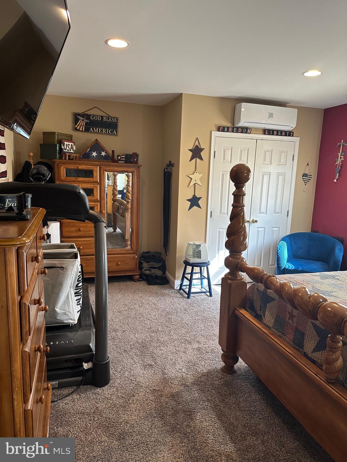 FOREST HILL - Residential