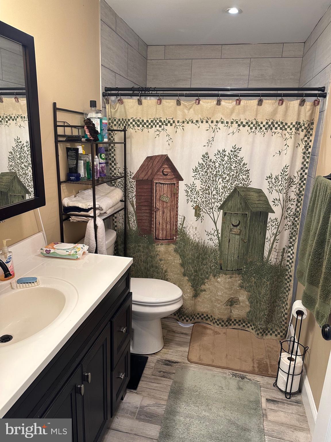 FOREST HILL - Residential