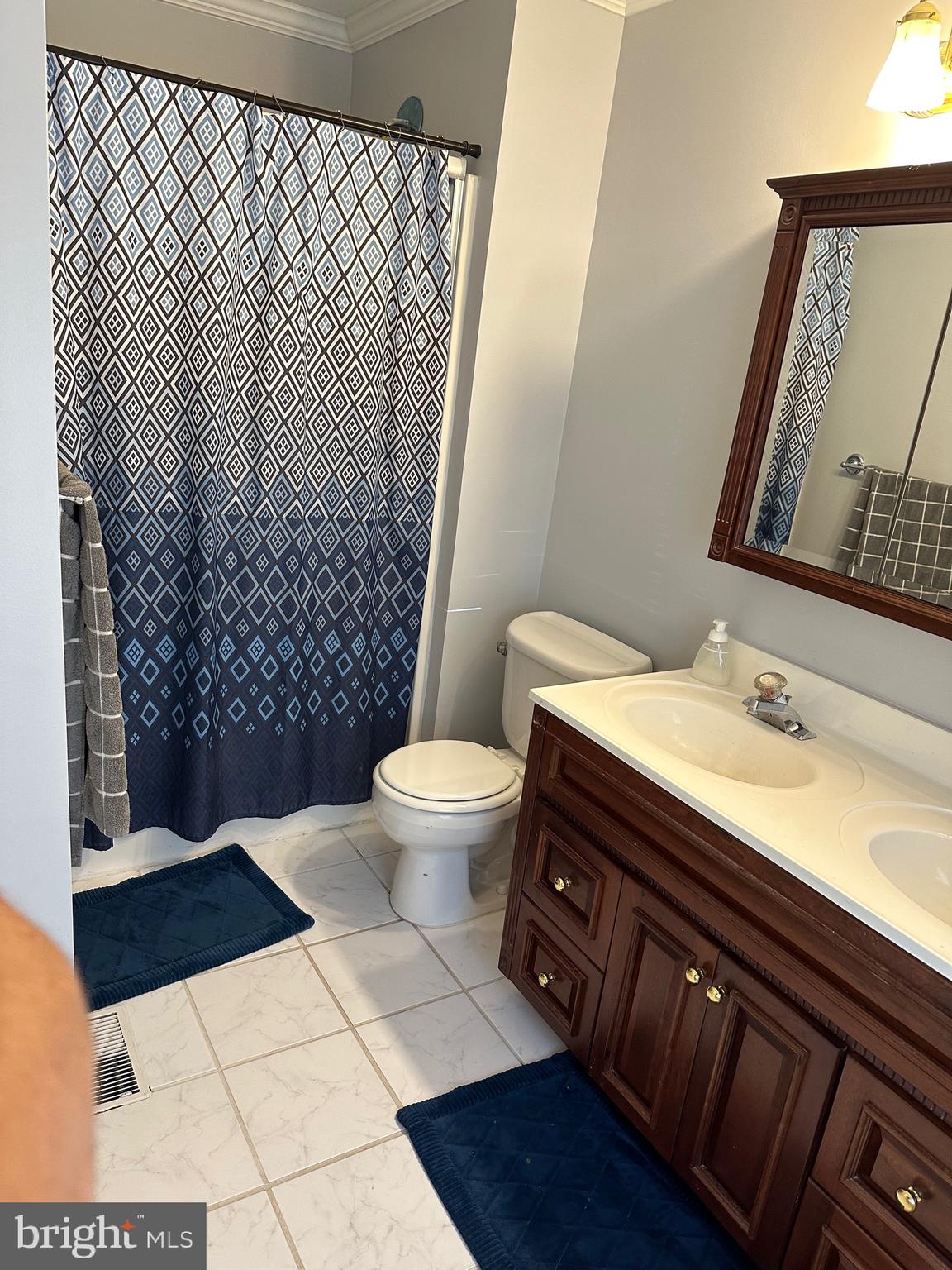 FOREST HILL - Residential