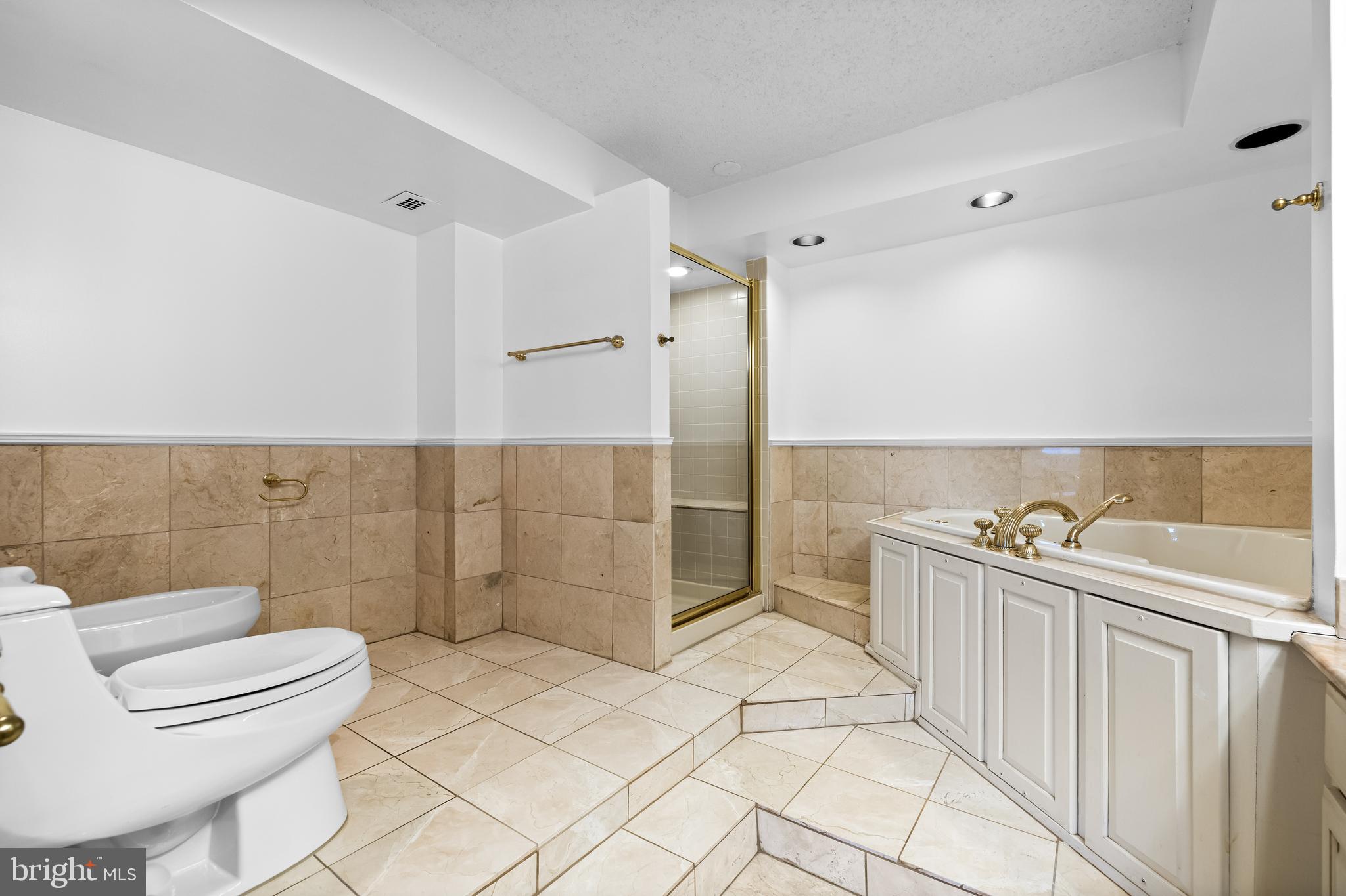 UPPER PARK HEIGHTS - Residential