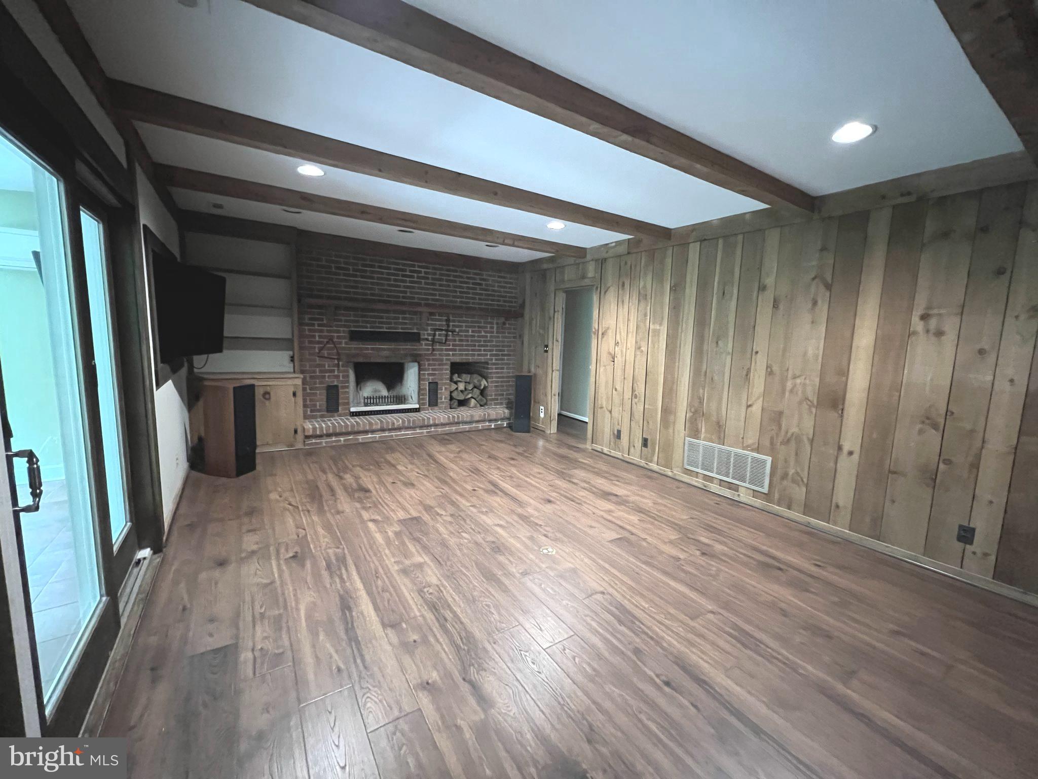 WORTHINGTON - Residential Lease