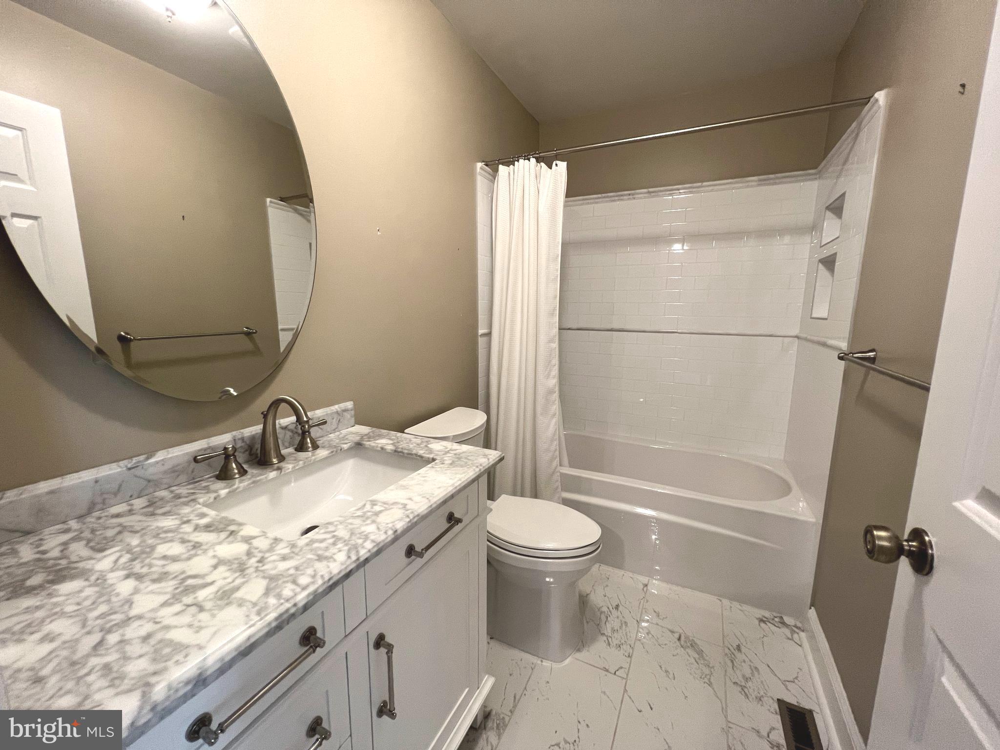 WORTHINGTON - Residential Lease