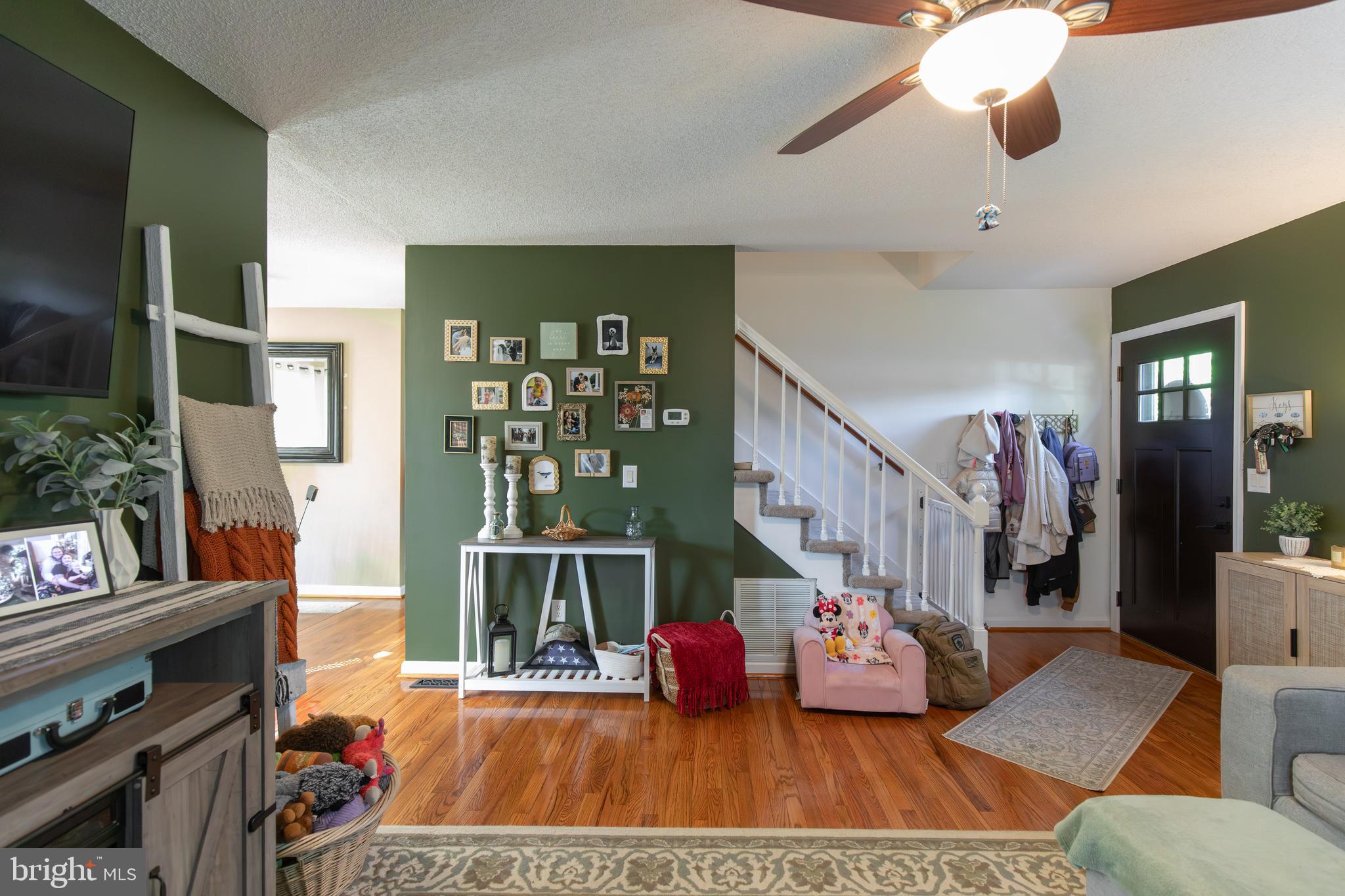 HUNTERS MILL - Residential