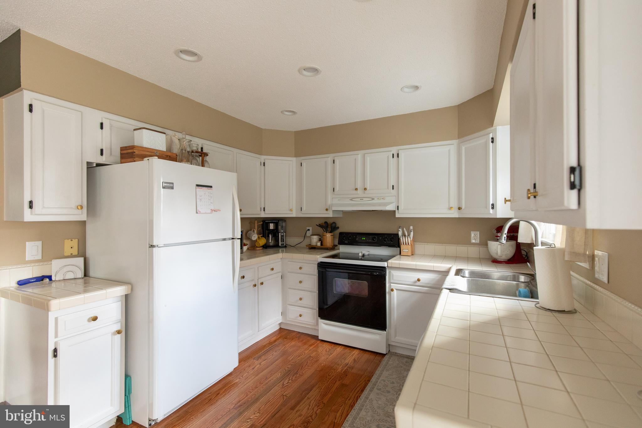 HUNTERS MILL - Residential