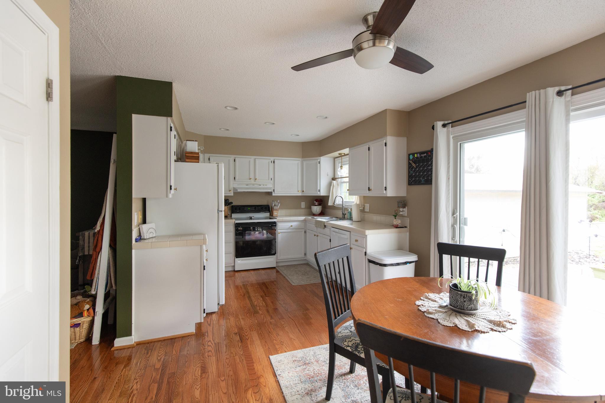 HUNTERS MILL - Residential