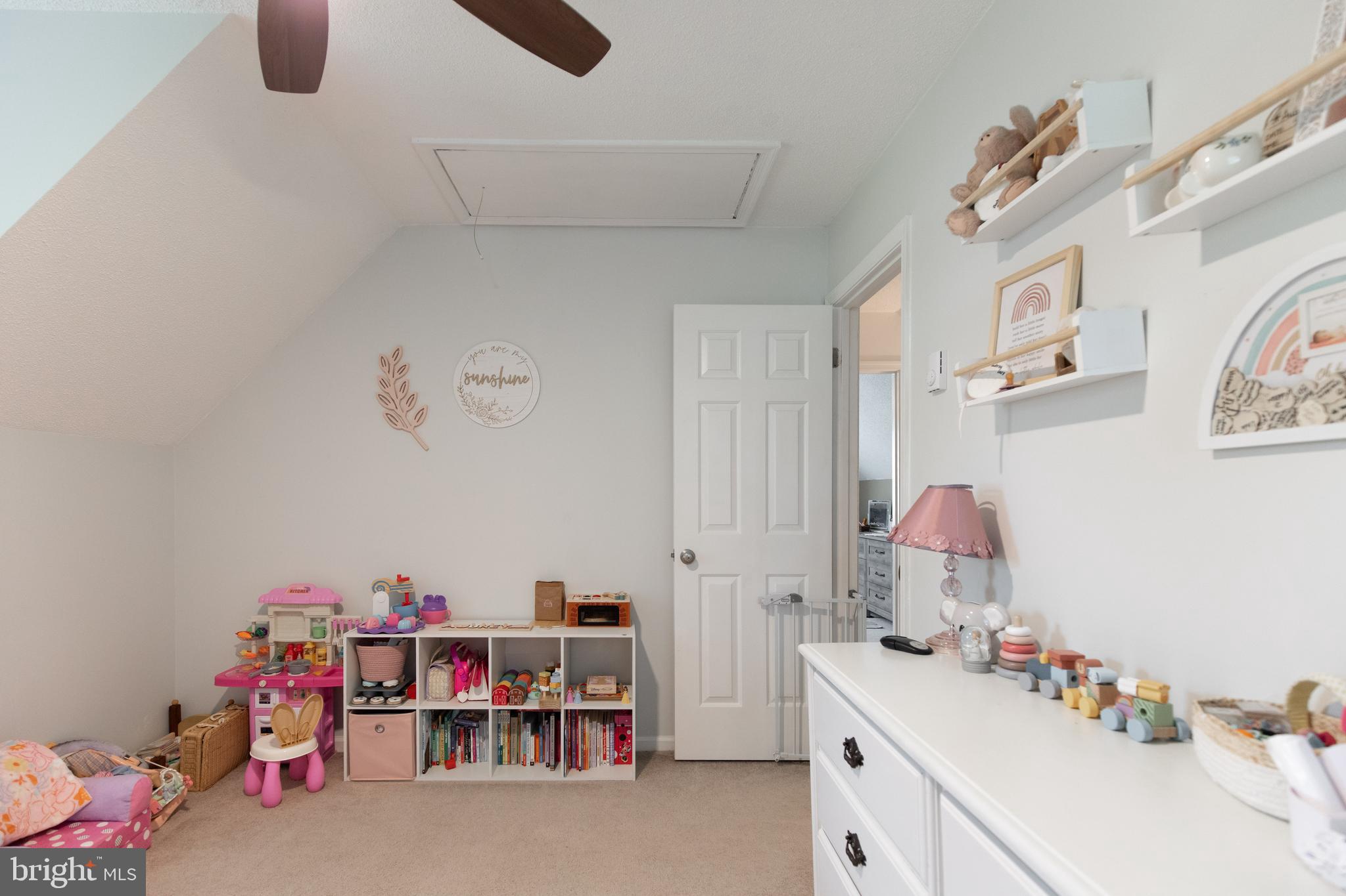 HUNTERS MILL - Residential