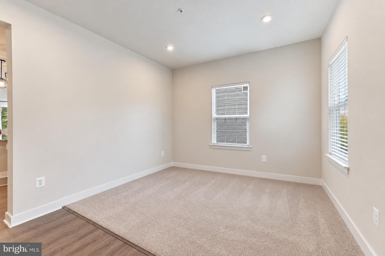 15542 N TWIN RIVER CIRCLE