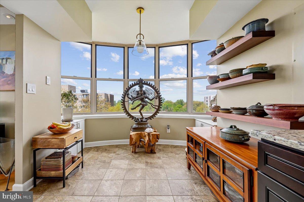 MADISON PARK CONDOMINIUMS - Residential