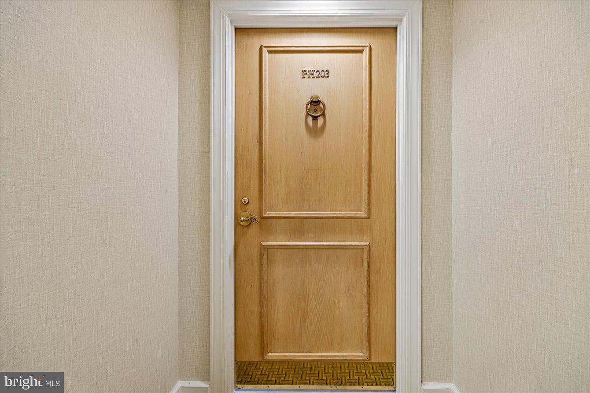 5000 BATTERY LANE 1003