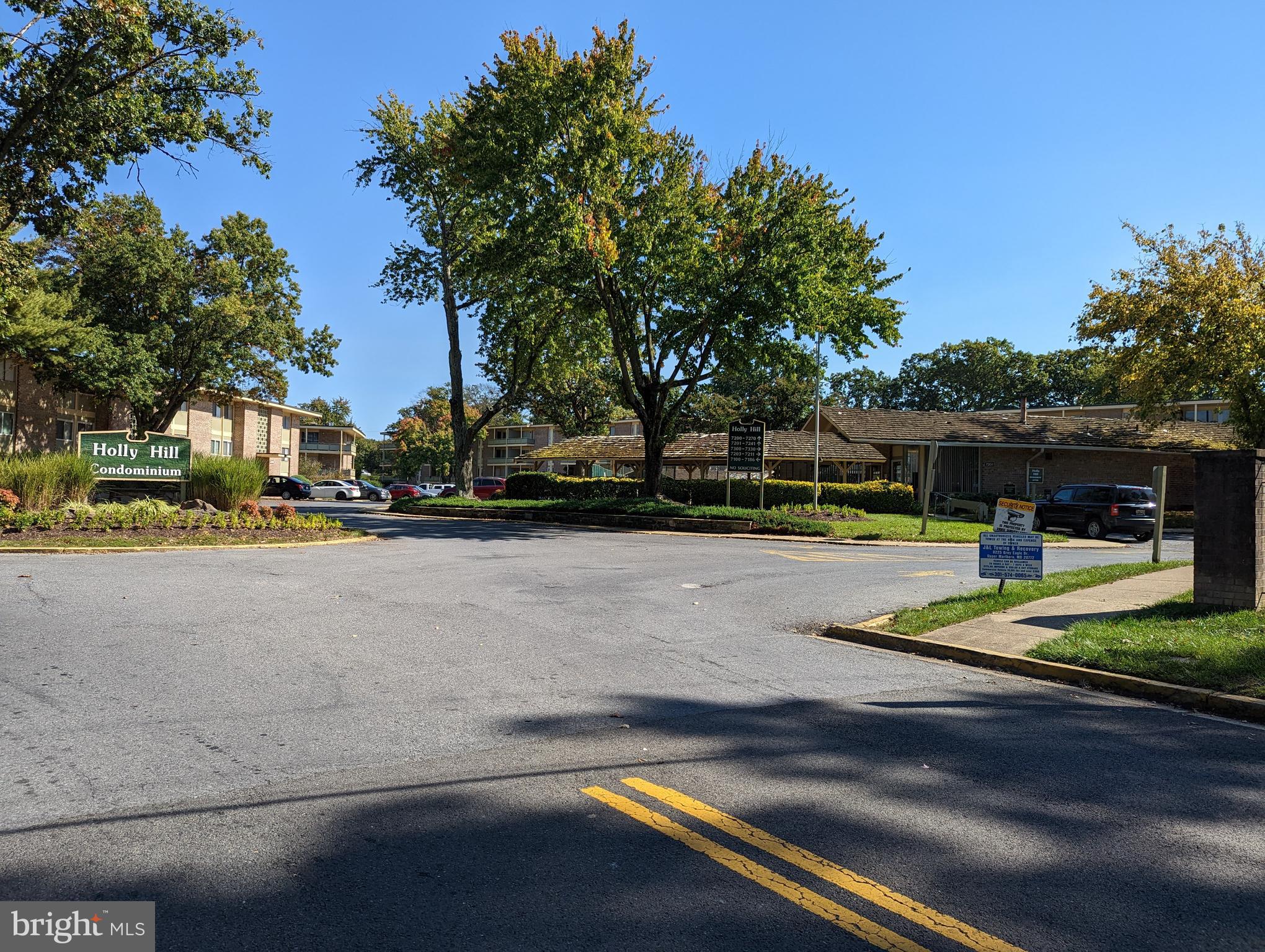 HOLLY HILL CONDOMINIUMS - Residential Lease