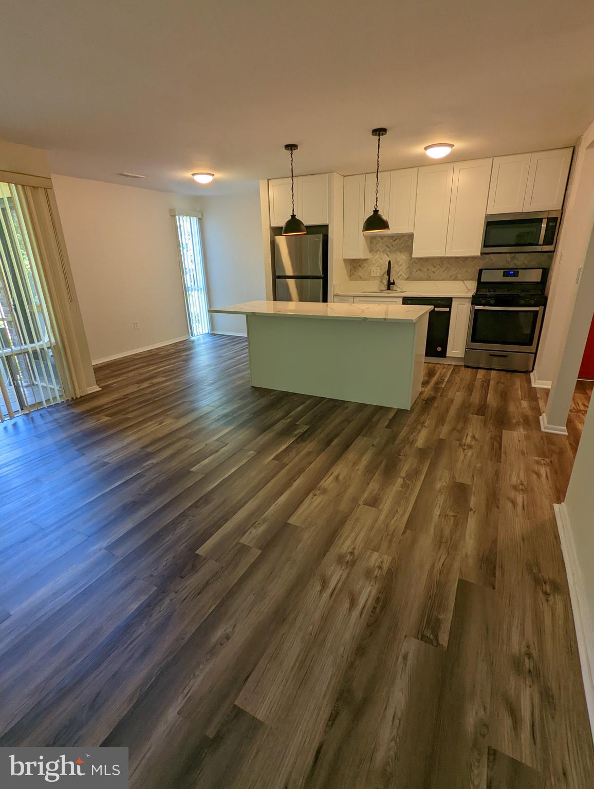 HOLLY HILL CONDOMINIUMS - Residential Lease