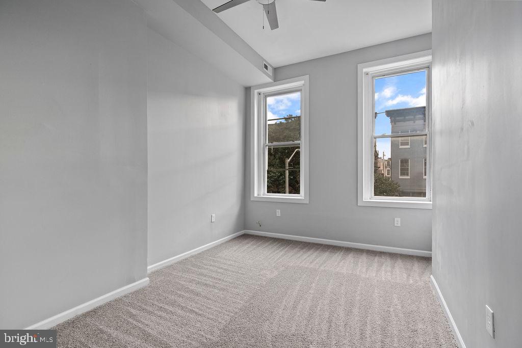 CHARLES VILLAGE - Residential Lease