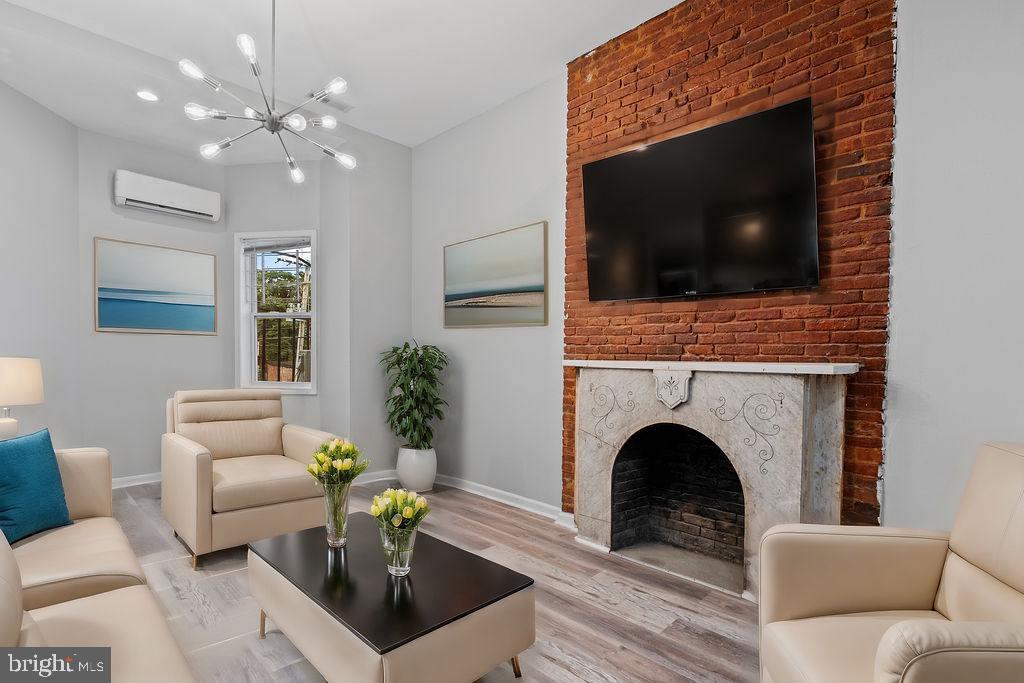 CHARLES VILLAGE - Residential Lease